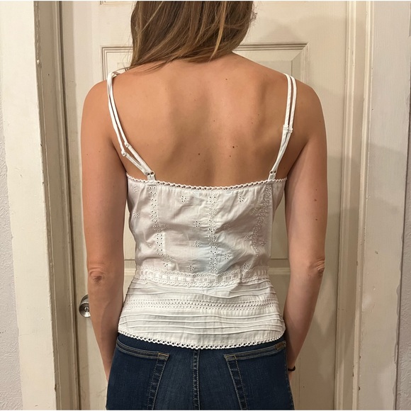 NEW WITH TAGS Marciano white eyelet tank - Picture 4 of 7